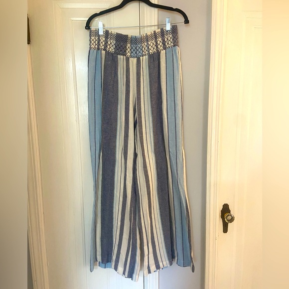 Pants - Size L flowy pants- worn once!